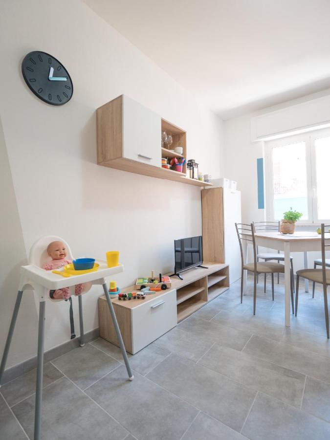 Babyaccommodation Family Panoramic II Pietra Ligure Extérieur photo