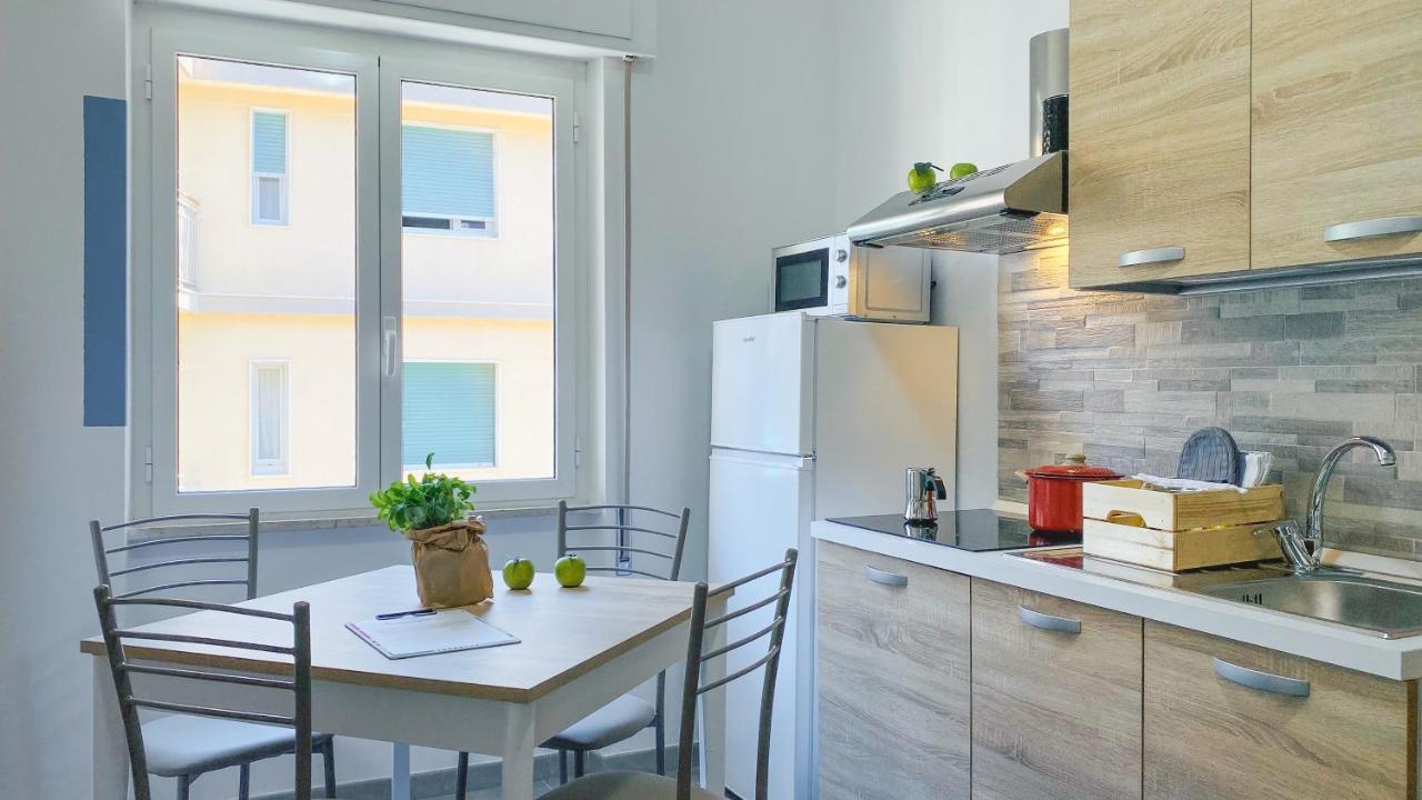 Babyaccommodation Family Panoramic II Pietra Ligure Extérieur photo