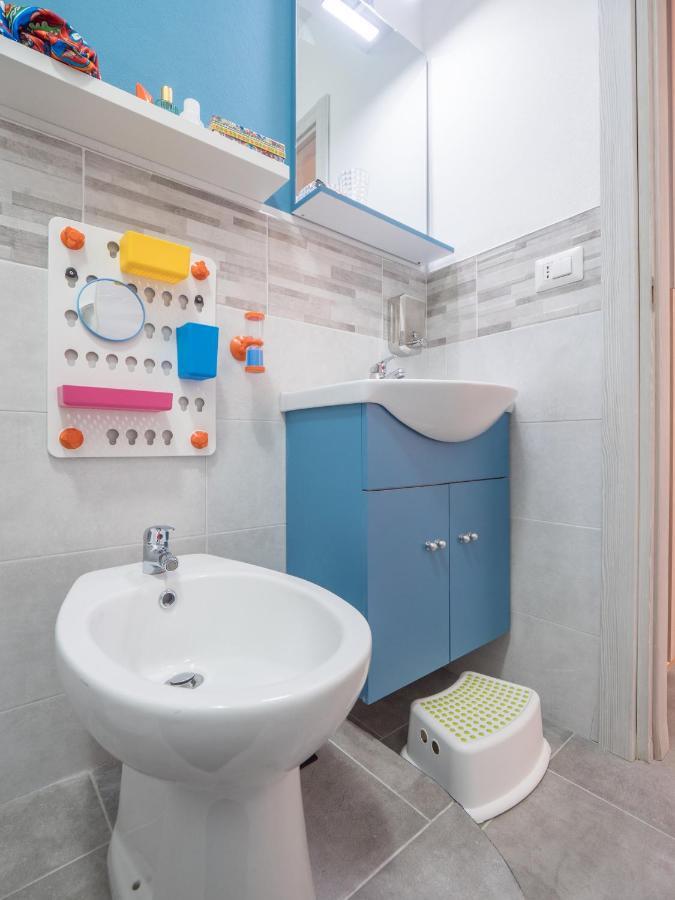 Babyaccommodation Family Panoramic II Pietra Ligure Extérieur photo